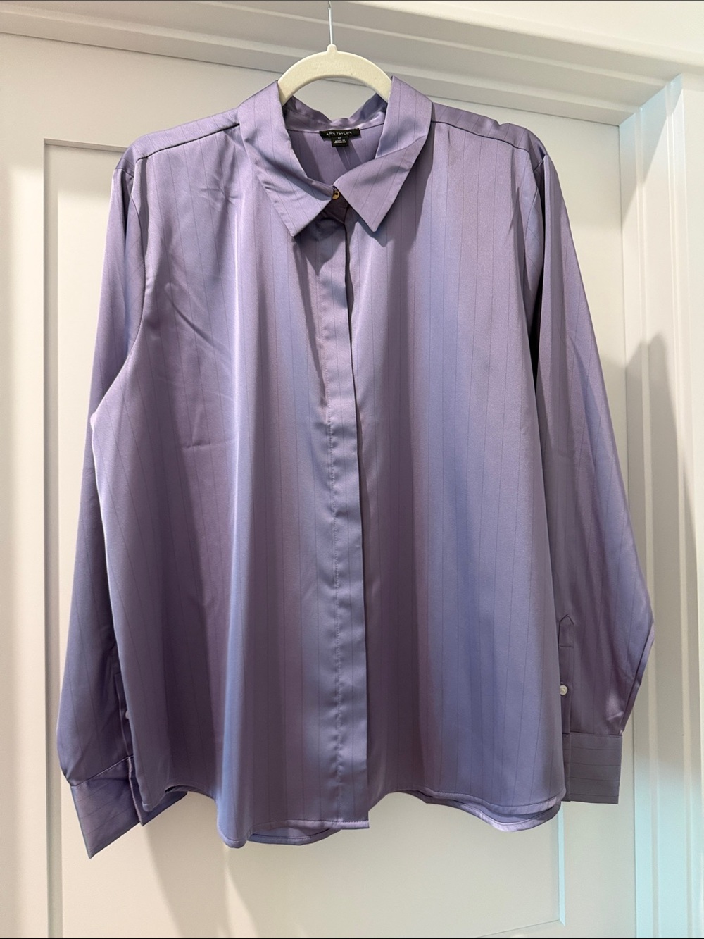 Ann Taylor Light Purple Button up blouse